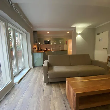 Amaroo - Gaestehaus “charlottenhof” Потсдам