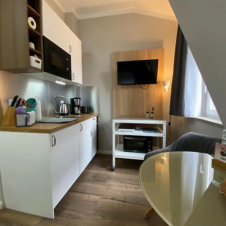Värdshus Amaroo - “charlottenhof” 2*